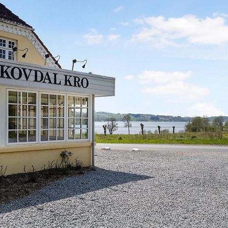 Hotel Skovdal Kro Jelling Exterior foto