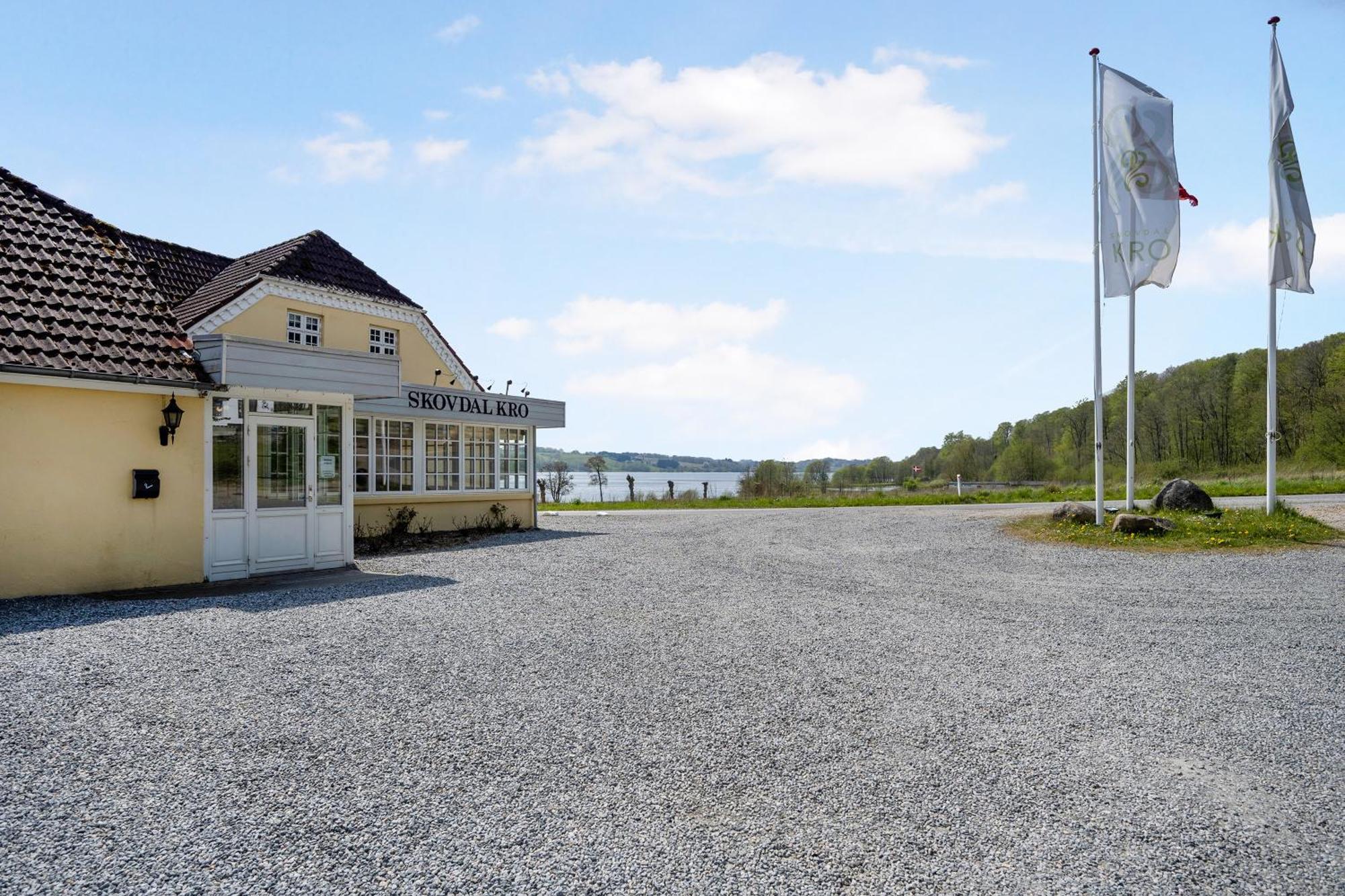 Hotel Skovdal Kro Jelling Exterior foto